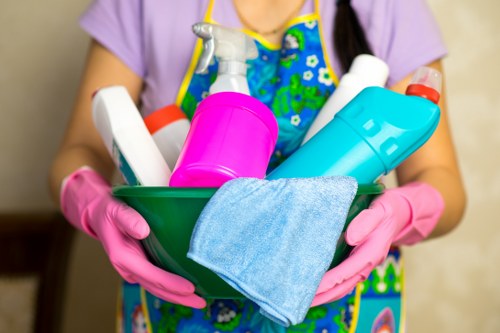 Deep cleaning service for a Dulwich home kitchen and living area