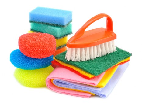 Dulwich cleaning specialists carefully cleaning kitchen surfaces and fixtures